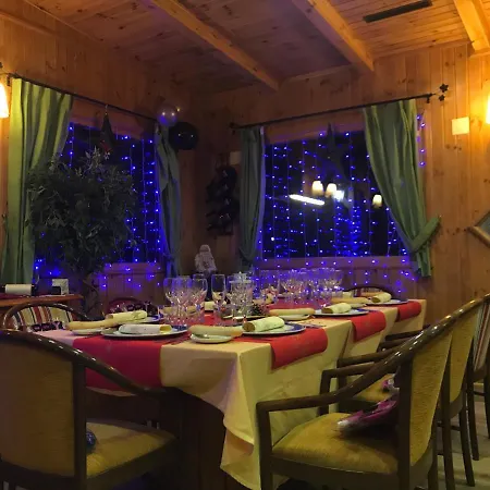 Camping Bungalow Serra De Prades